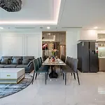 Landmark 81 Vinhomes Central Park Luxury Apartment