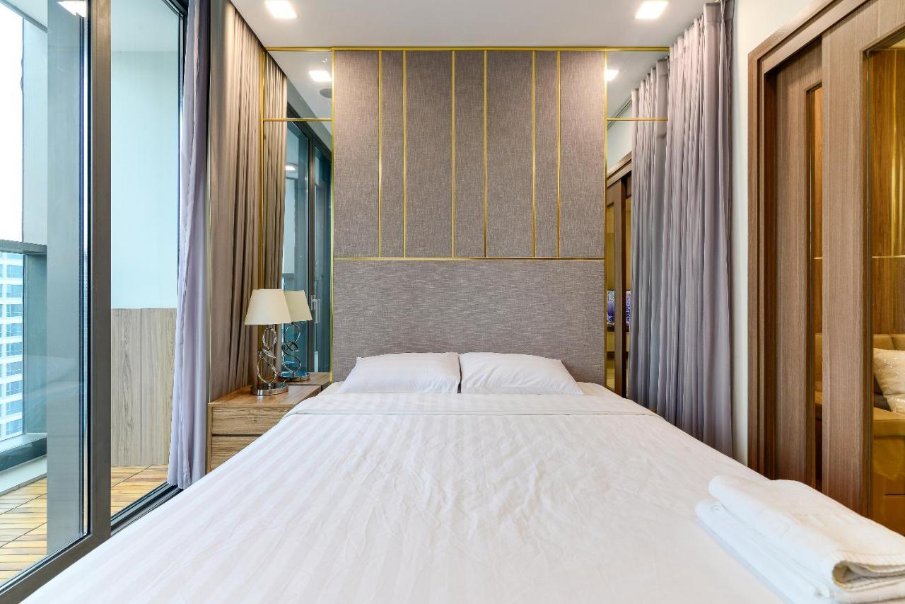 Landmark 81 Vinhomes Park Luxury Apartment *
