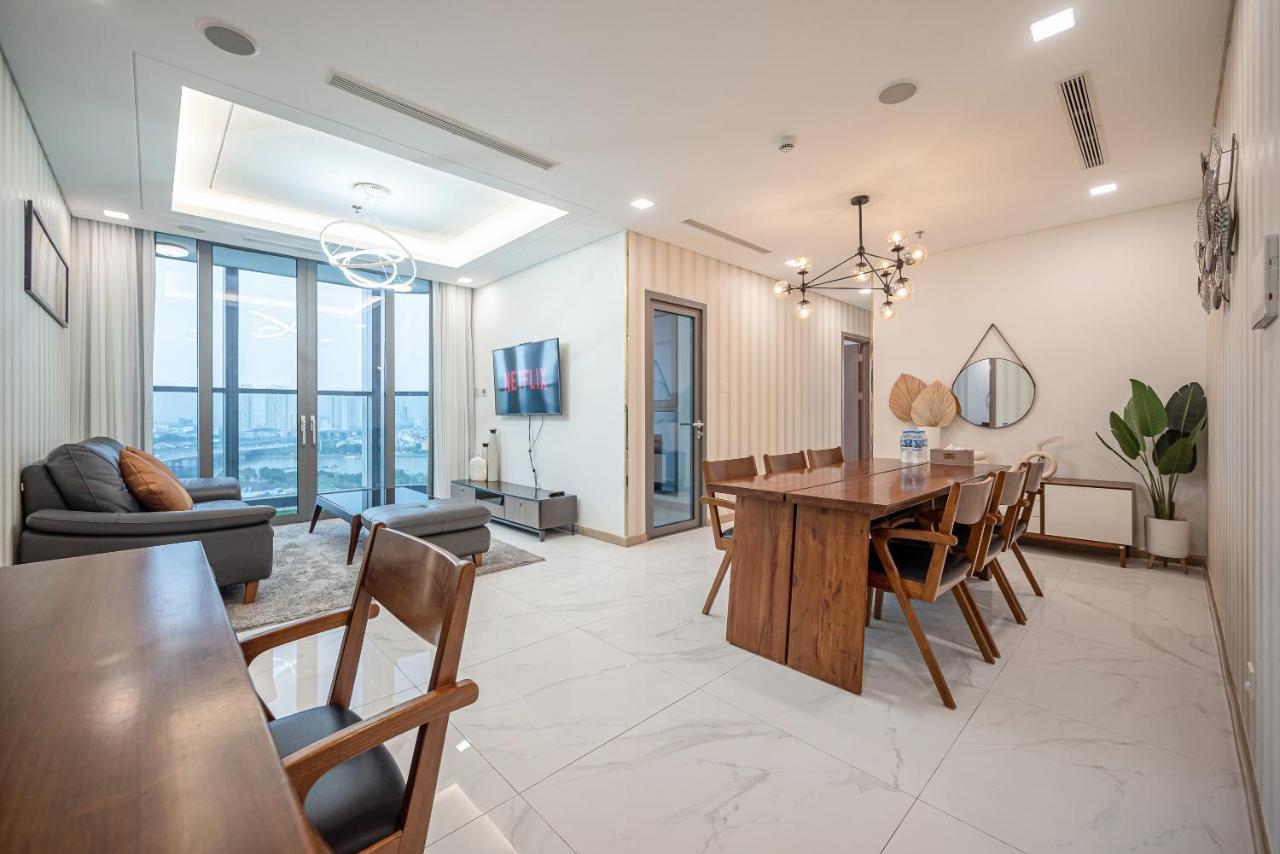 Landmark 81 Vinhomes Park Luxury Apartment *