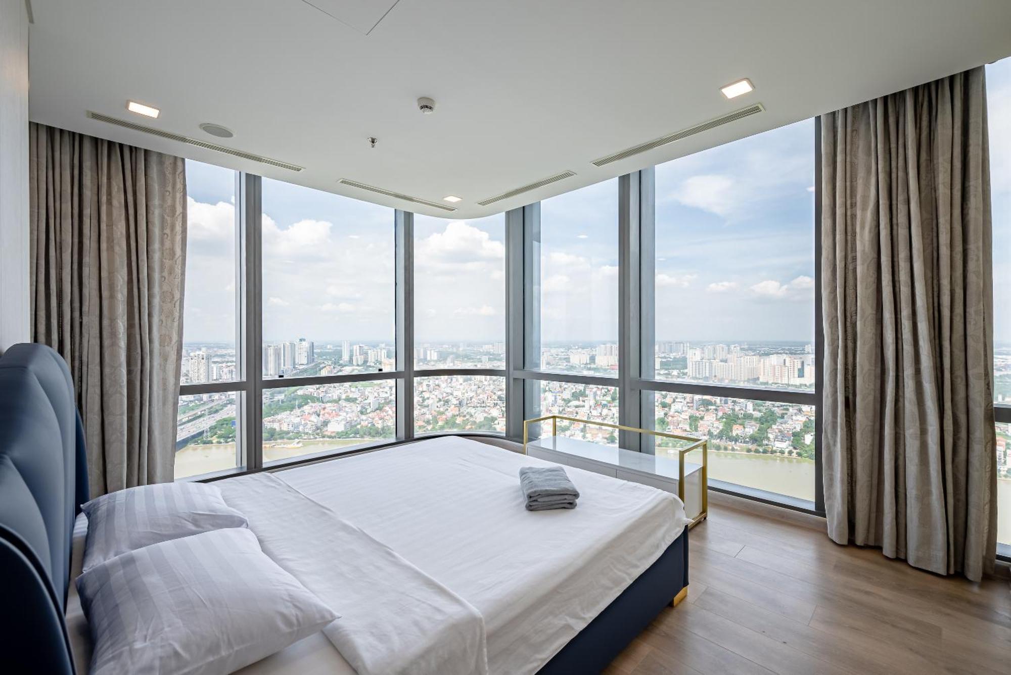Landmark 81 Vinhomes Park Luxury Apartment *