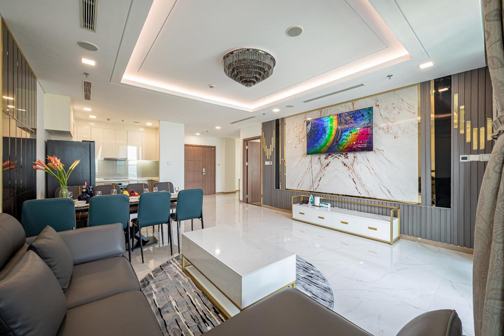 Landmark 81 Vinhomes Park Luxury Apartment *